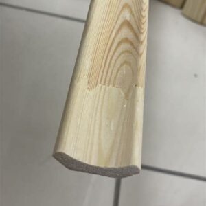 Плинтус 40 гладкий 2