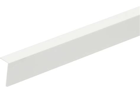 Угол ПВХ 10*20*2