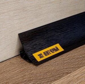 Угол внутренний Венге черный к плинтусу д/столешницы Идеал 000731