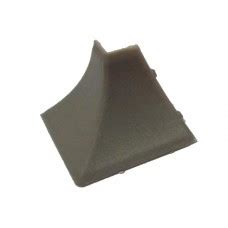 Угол наружный Бук к плинтусу д/столешницы Идеал