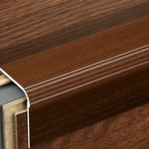 Порог угл. Дуб универ. ПУ-02.900.084  1750