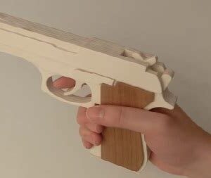 Игрушка ПИСТОЛЕТ деревянный (в ассорт.)