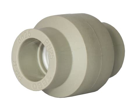 Обратный клапан 32