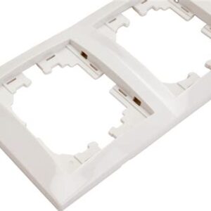 Рамка 4-м Мира верт. белая Lezard 701-0200-154