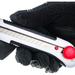 Нож со смен.лезвием обрезинен. винт.фиксатор 25мм "Монтажник" 600508