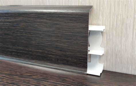 Плинтус напольный К70- 303 Венге темный ИДЕАЛ 1021463